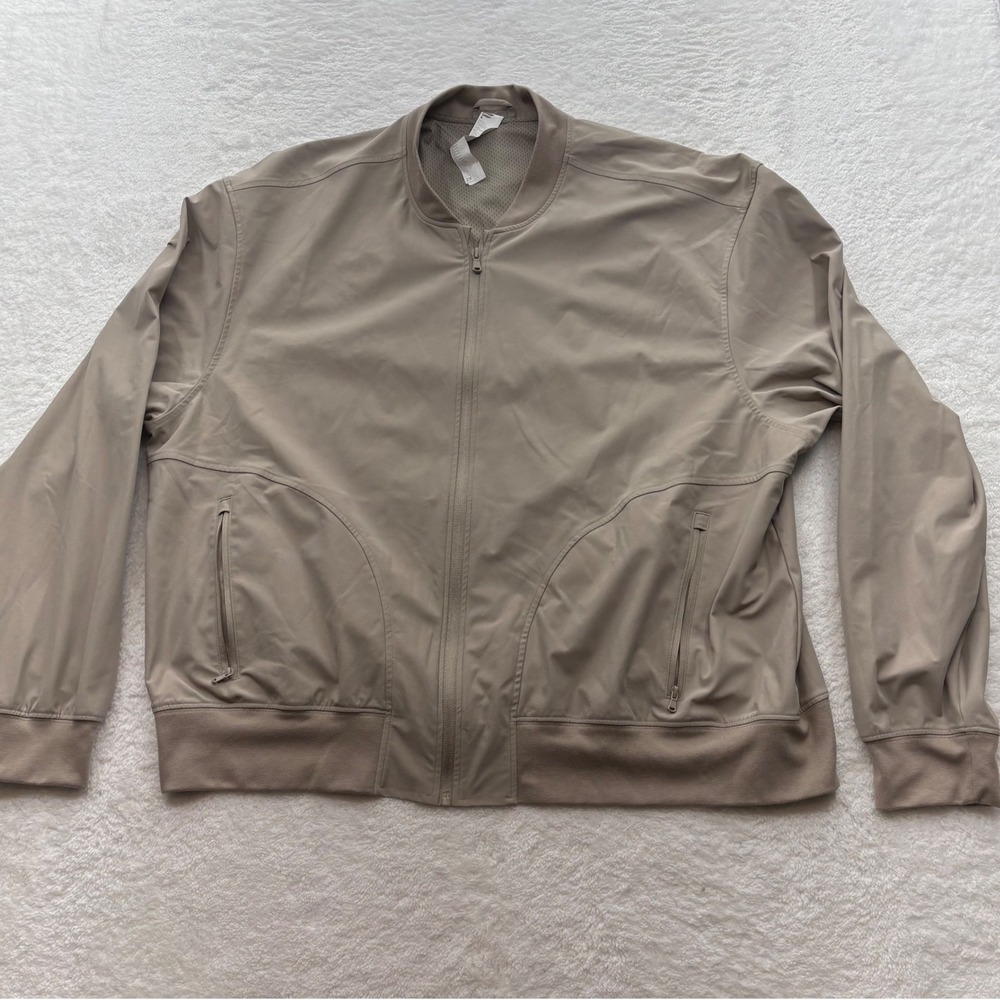 Fabletics Mens Tan Full Zip Bomber Jacket 2XL Lightweight Performance Activewear